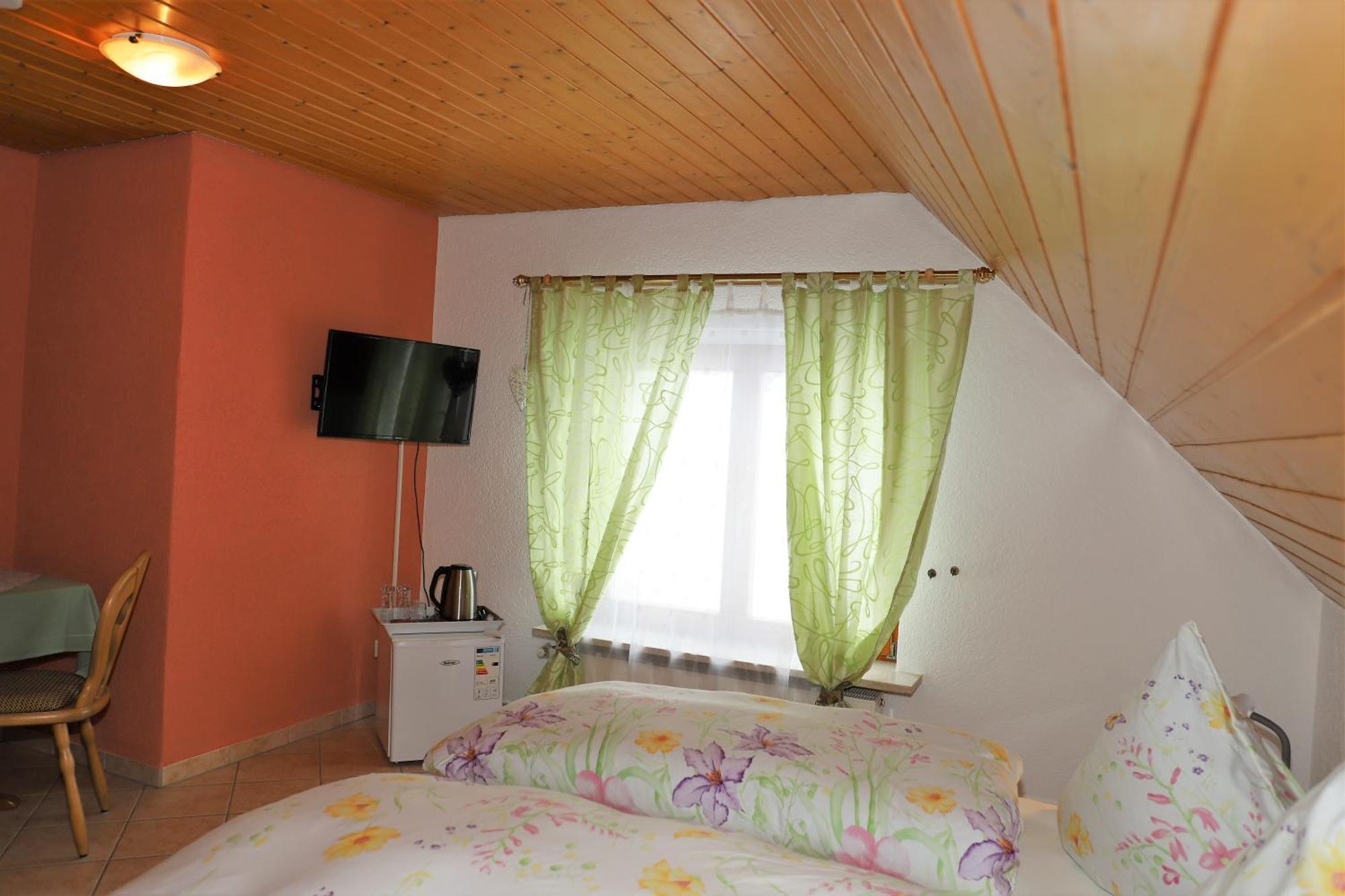 Gaestehaus Willaringen Rickenbach  Номер фото